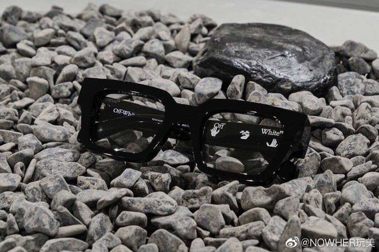 Picture of OFF White Sunglasses _SKUfw39917971fw